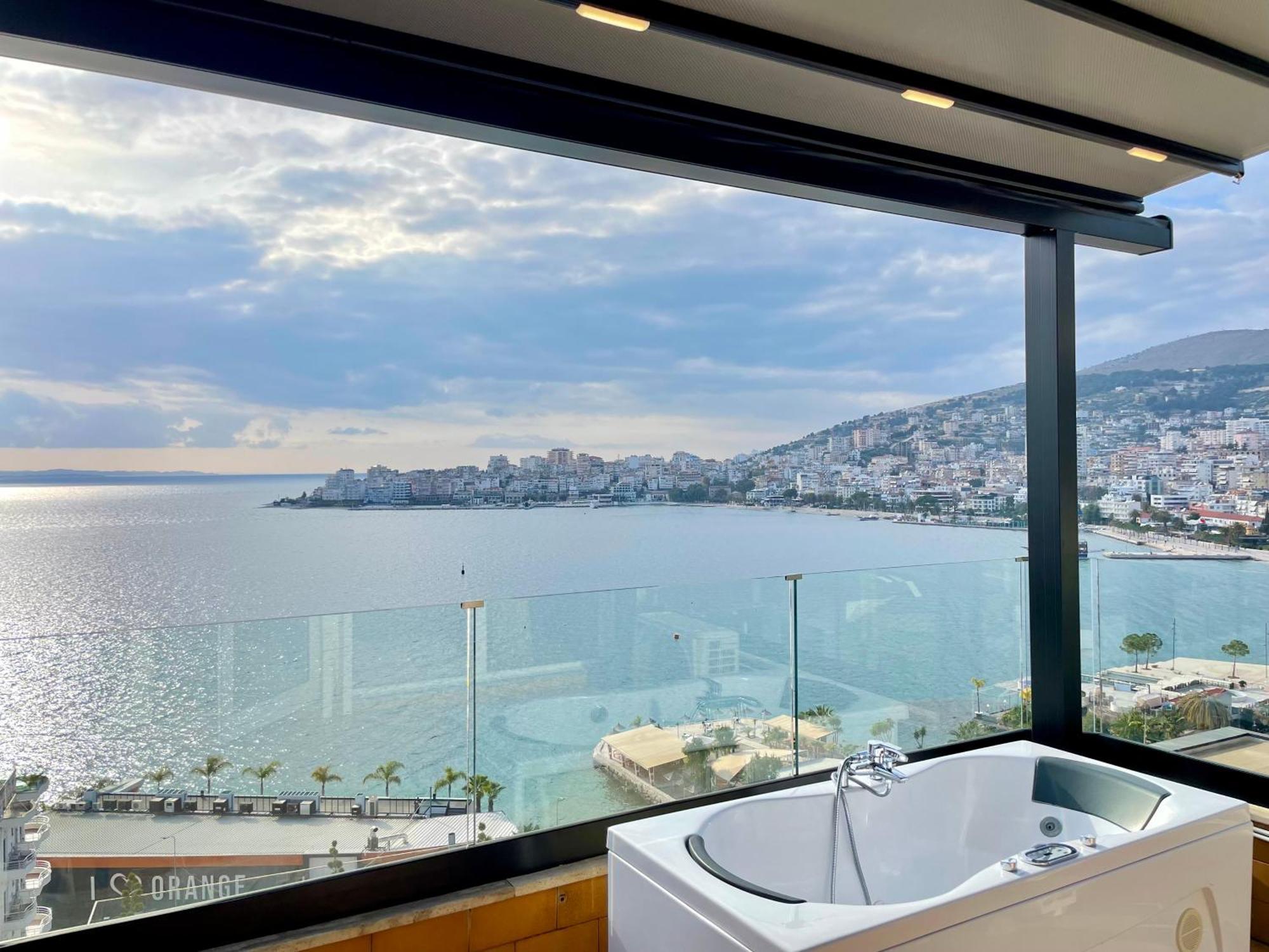 Seaview Golden Penthouse Apartment Sarande Exterior photo